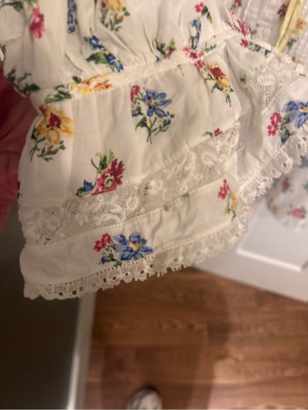 DOEN RARE FLORAL LACE BLOUSE SZ.M FLAWED - Picture 8 of 11